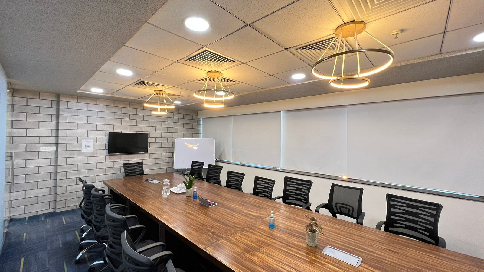 Meeting Rooms in Hinjewadi BI470